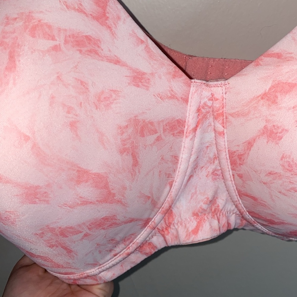 🎈Adorable shades of pink swirl design bra! - Picture 3 of 7